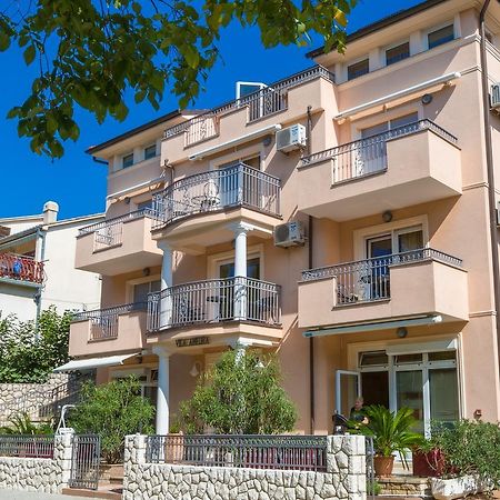 Amfora Apartments Crikvenica Eksteriør bilde